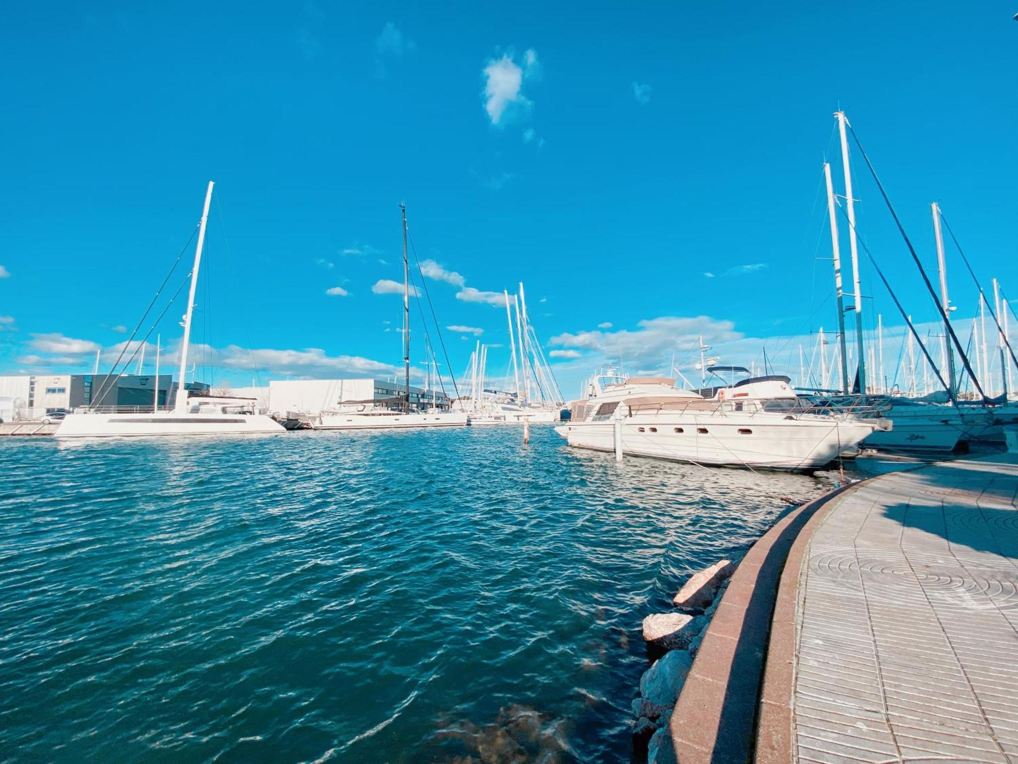 カネSuperbe T2 Au Calme Avec Balcon Sur La Marina - 10アパートメント エクステリア 写真